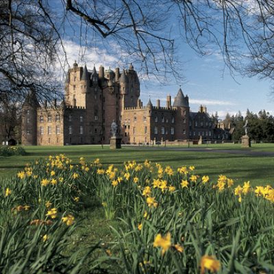 GLAMIS CASTLE, ANGUS.PIC:PAUL TOMKINS/VisitScotland/SCOTTISH VIEWPOINTTel: +44 (0) 131 622 7174  E-Mail : info@scottishviewpoint.comThis photograph can not be used without prior permission from Scottish Viewpoint.