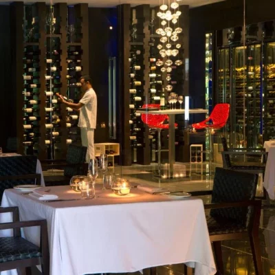 malediven-velassaru-restaurant-2