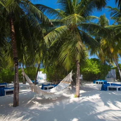 malediven-velassaru-strand-1