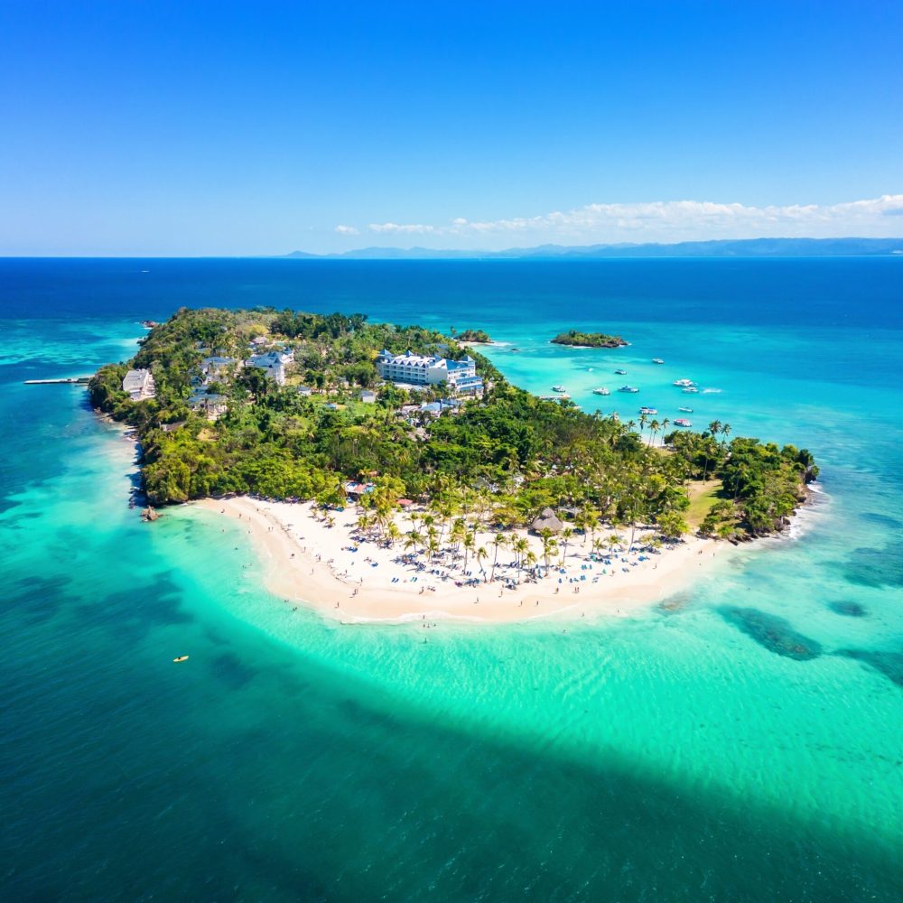 rechtstreekse-vluchten-luxe-hotels-punta-cana-cancun-1-scaled